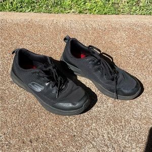 Skechers Cushioned Relaxed fit shoes men’s 8